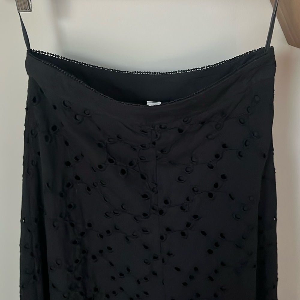 Commense Eyelet Cotton Zippered Mid Skirt - Picture 3 of 8